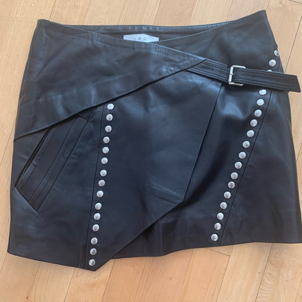 Iro lambskin leather skirt with studs